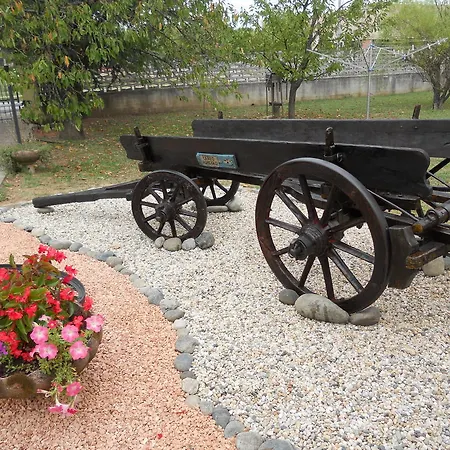 Pervinca Rocca Grimalda