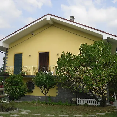 Pervinca Bed & Breakfast 3*