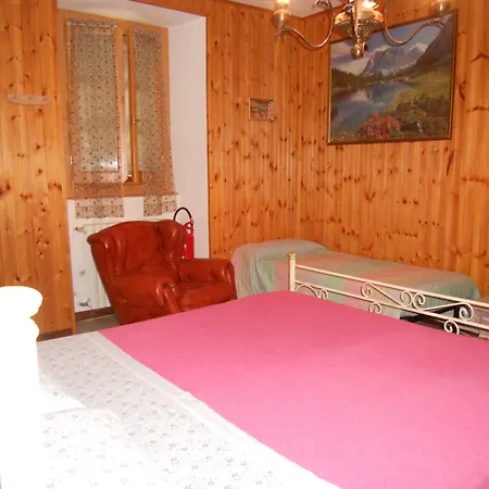 Bed and breakfast Pervinca 3*