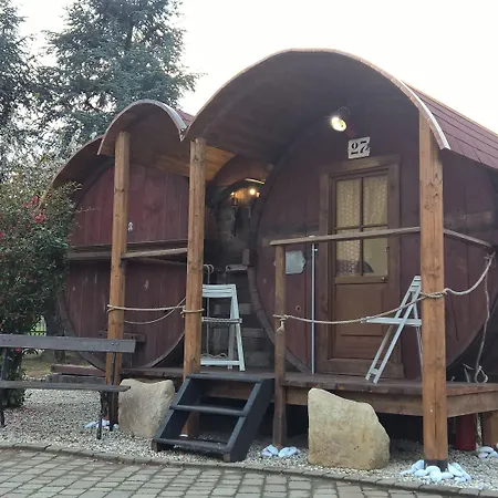 Bed and breakfast Pervinca 3*