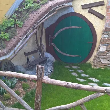 住宿加早餐酒店 普维尼卡住宿加早餐旅馆 3*